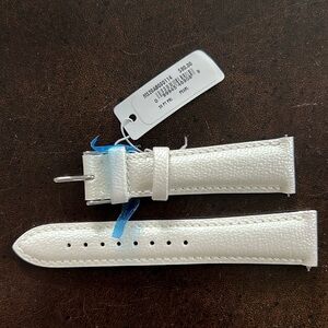 NWT Michele Watchband size 20, white Pearl